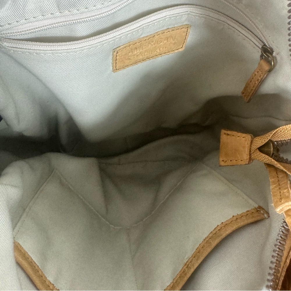 American Leather Co. Embossed Floral Flowers Tan Beige Shoulder Bag Purse - Picture 4 of 12
